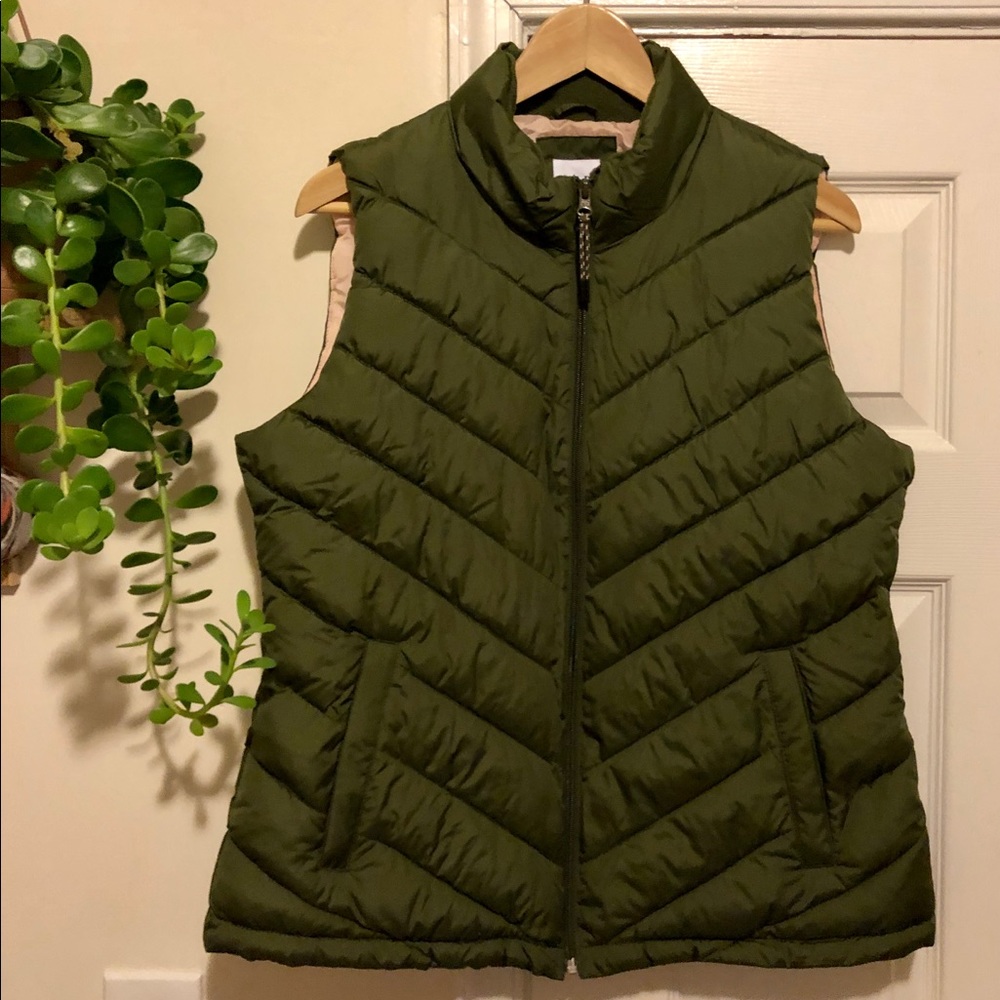 GAP puffer vest